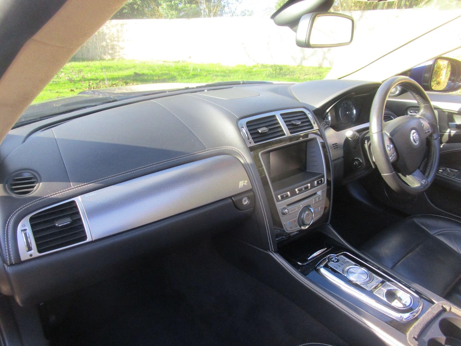 Used Jaguar XK 2010 for sale - 76989485: Photo 27