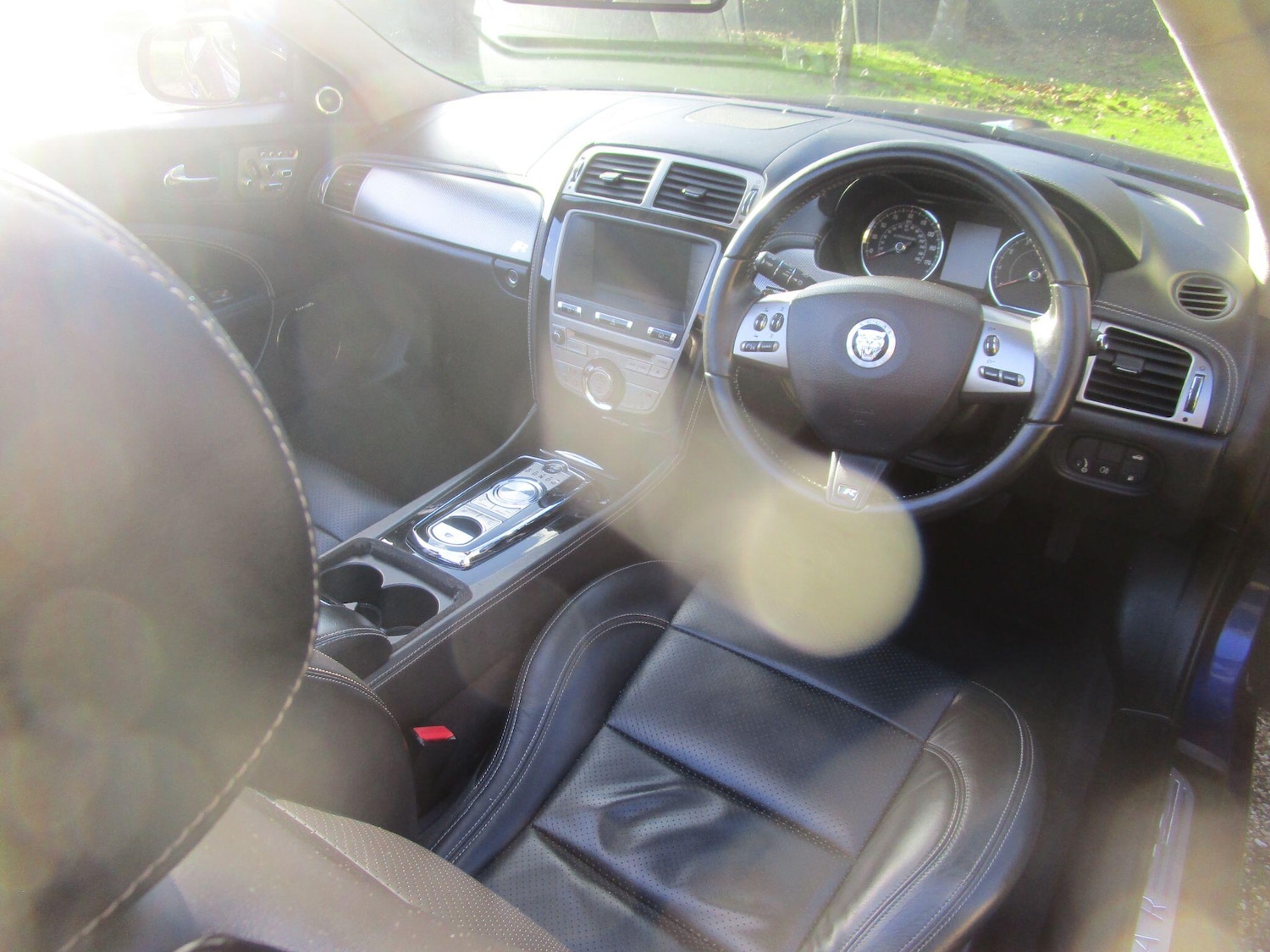 Used Jaguar XK 2010 for sale - 76989485: Photo 32