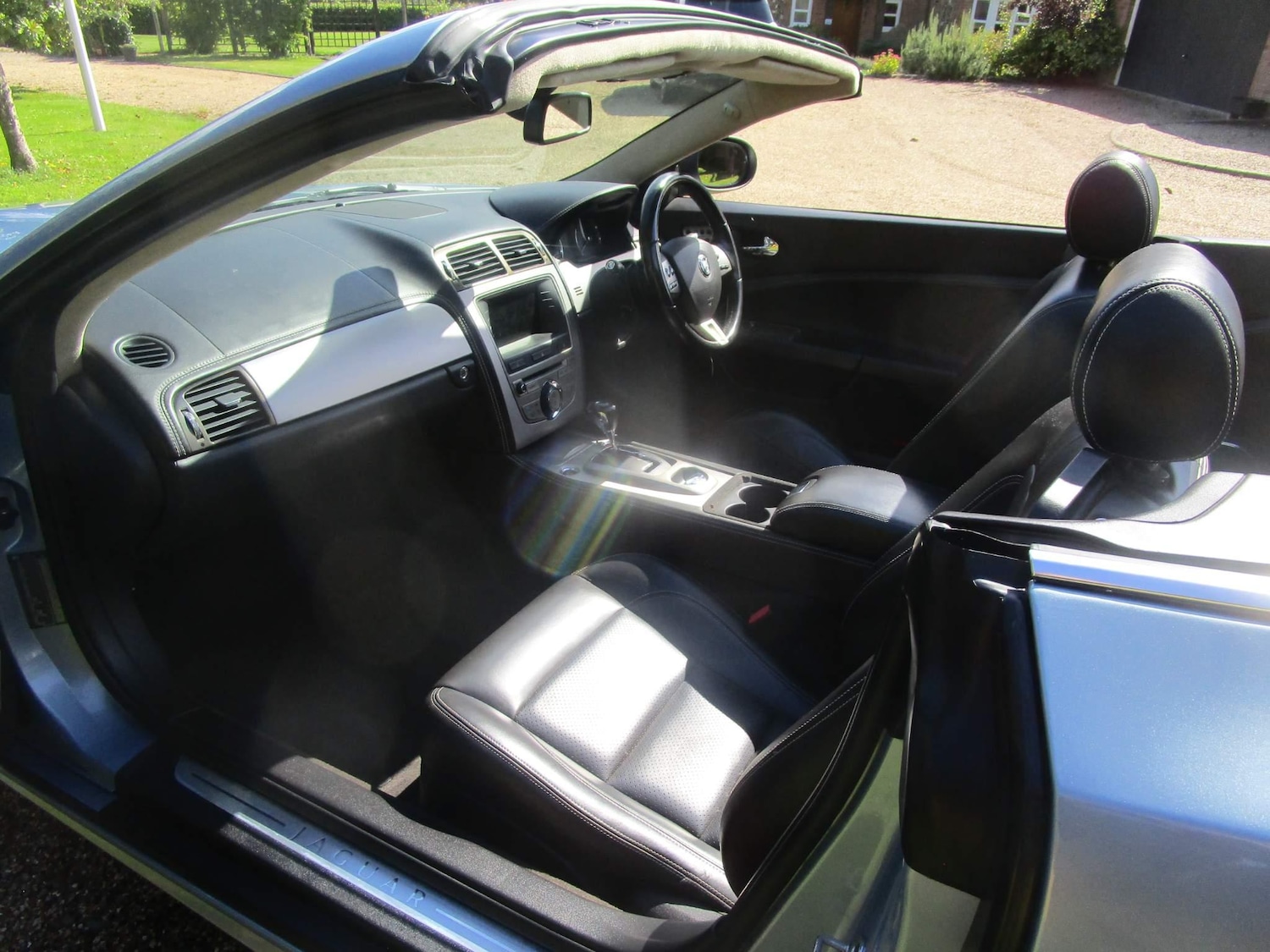 Used Jaguar XK 2009 for sale - 76989703: Photo 17