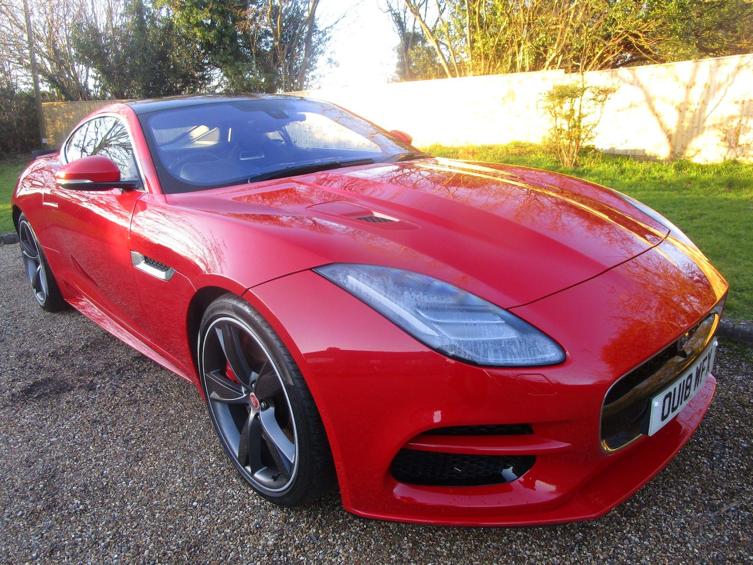 Used Jaguar F-Type 2018 for sale - 76607388: Photo 1