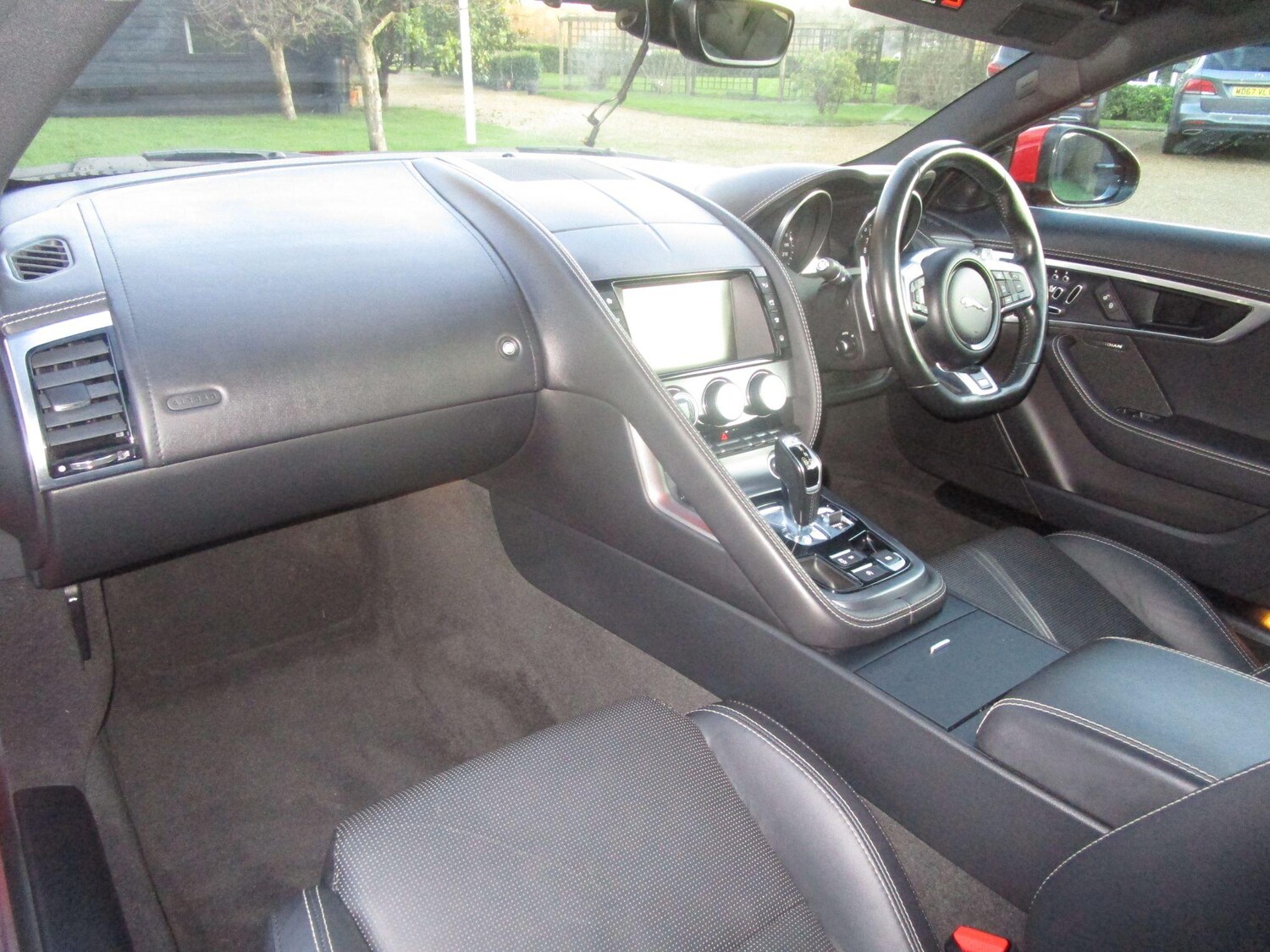 Used Jaguar F-Type 2018 for sale - 76607388: Photo 13