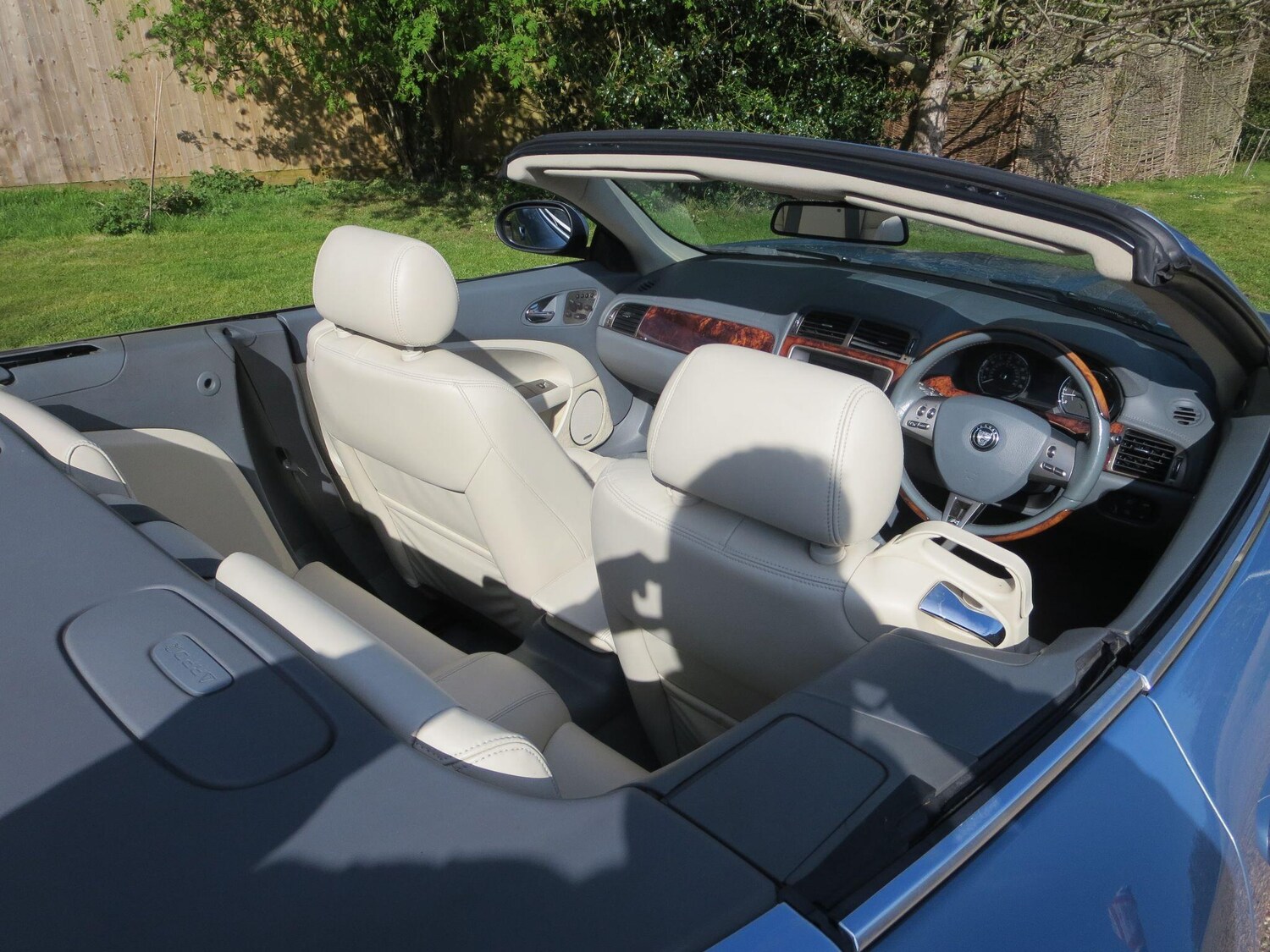 Used Jaguar XKR 2006 for sale - 78171187: Photo 11