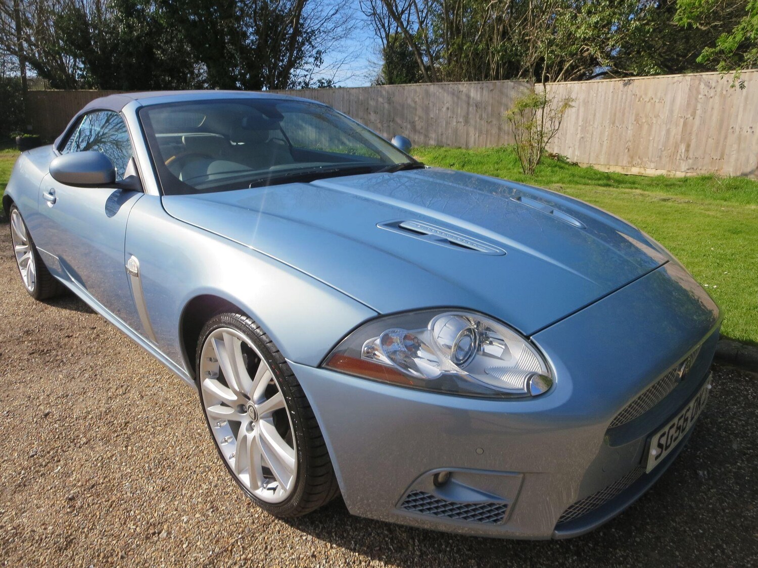 Used Jaguar XKR 2006 for sale - 78171187: Photo 3