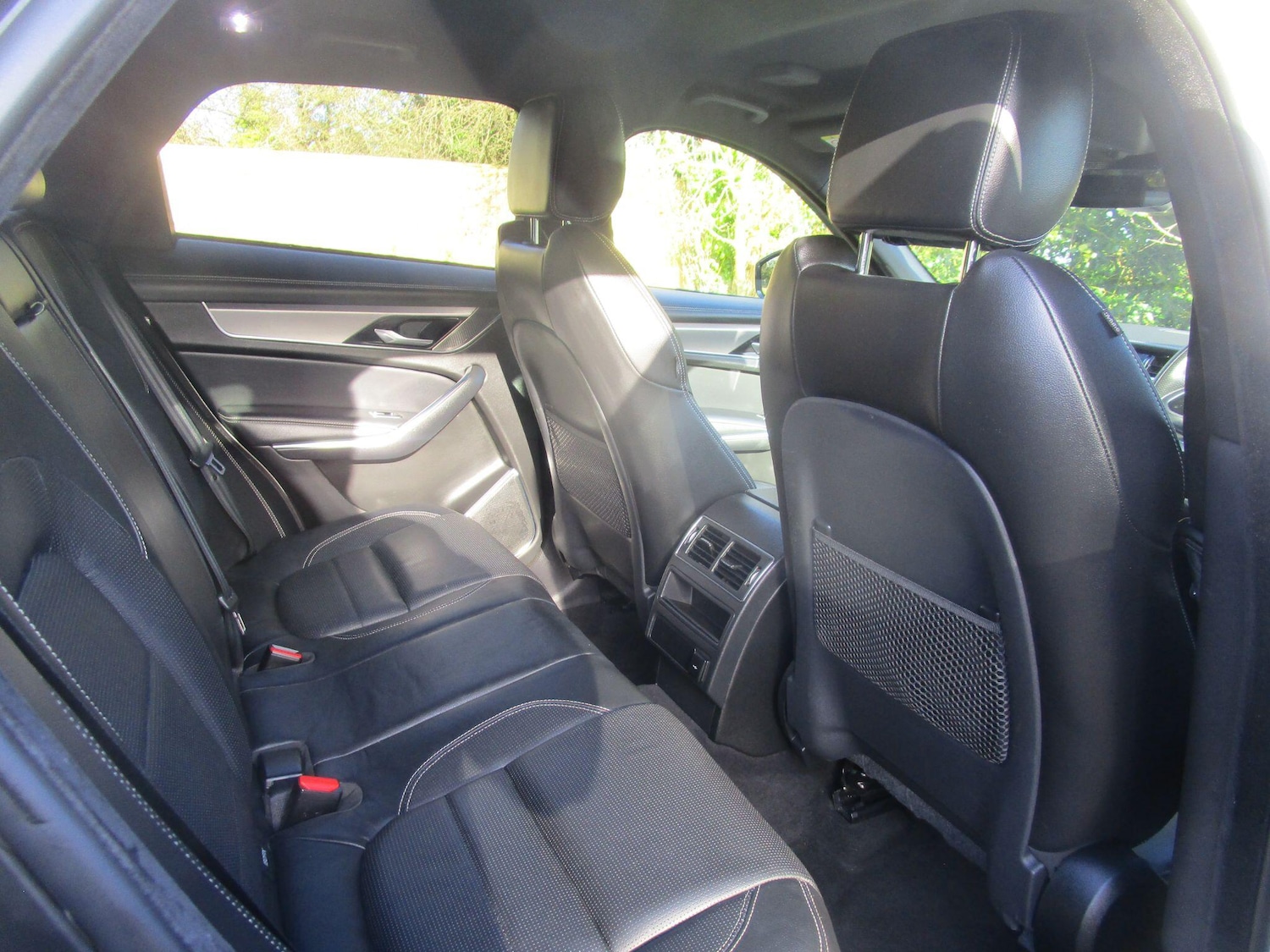 Used Jaguar F-Pace 2021 for sale - 76752776: Photo 11