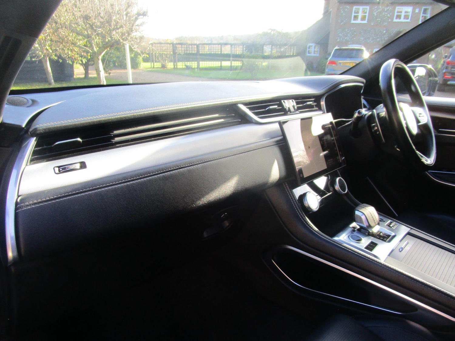 Used Jaguar F-Pace 2021 for sale - 76752776: Photo 15