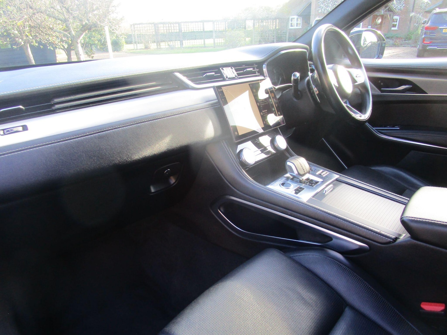 Used Jaguar F-Pace 2021 for sale - 76752776: Photo 16