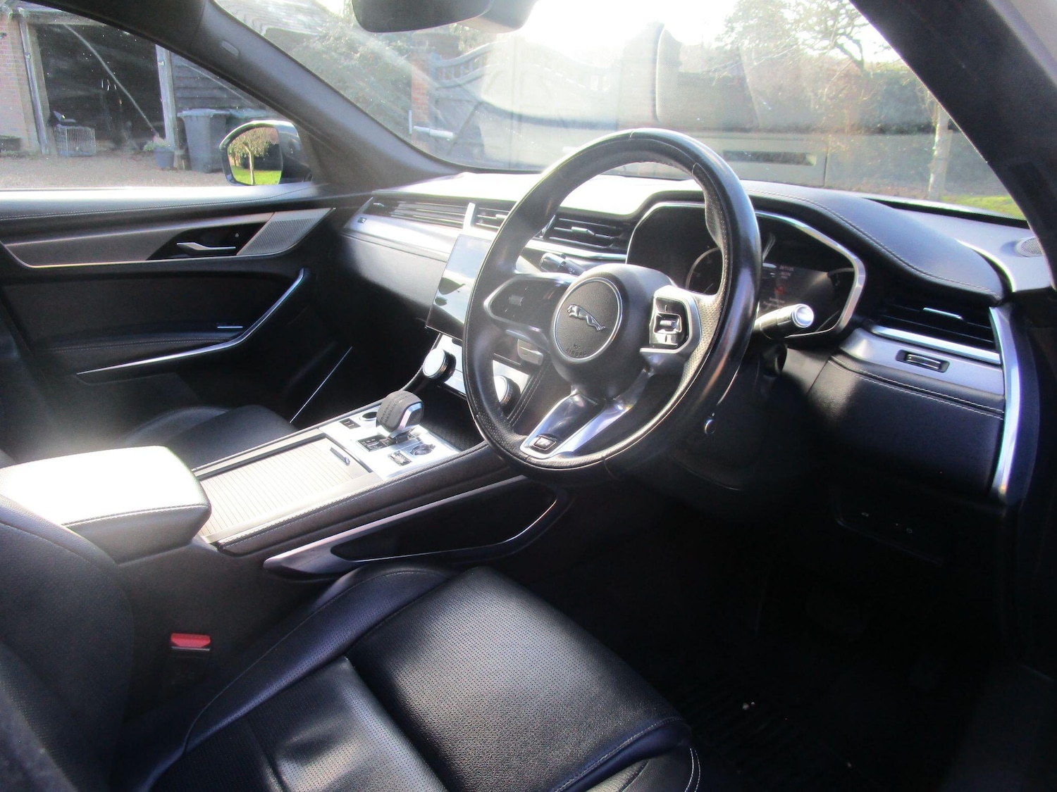 Used Jaguar F-Pace 2021 for sale - 76752776: Photo 35