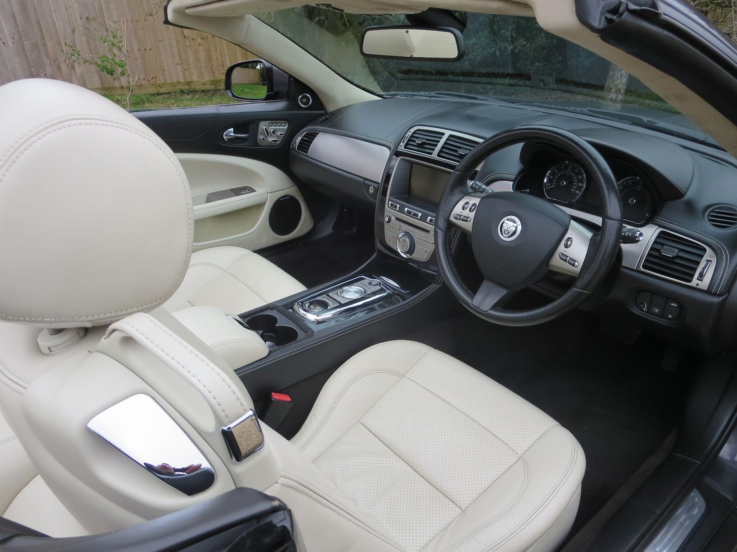Used Jaguar XK 2009 for sale - 77625195: Photo 14