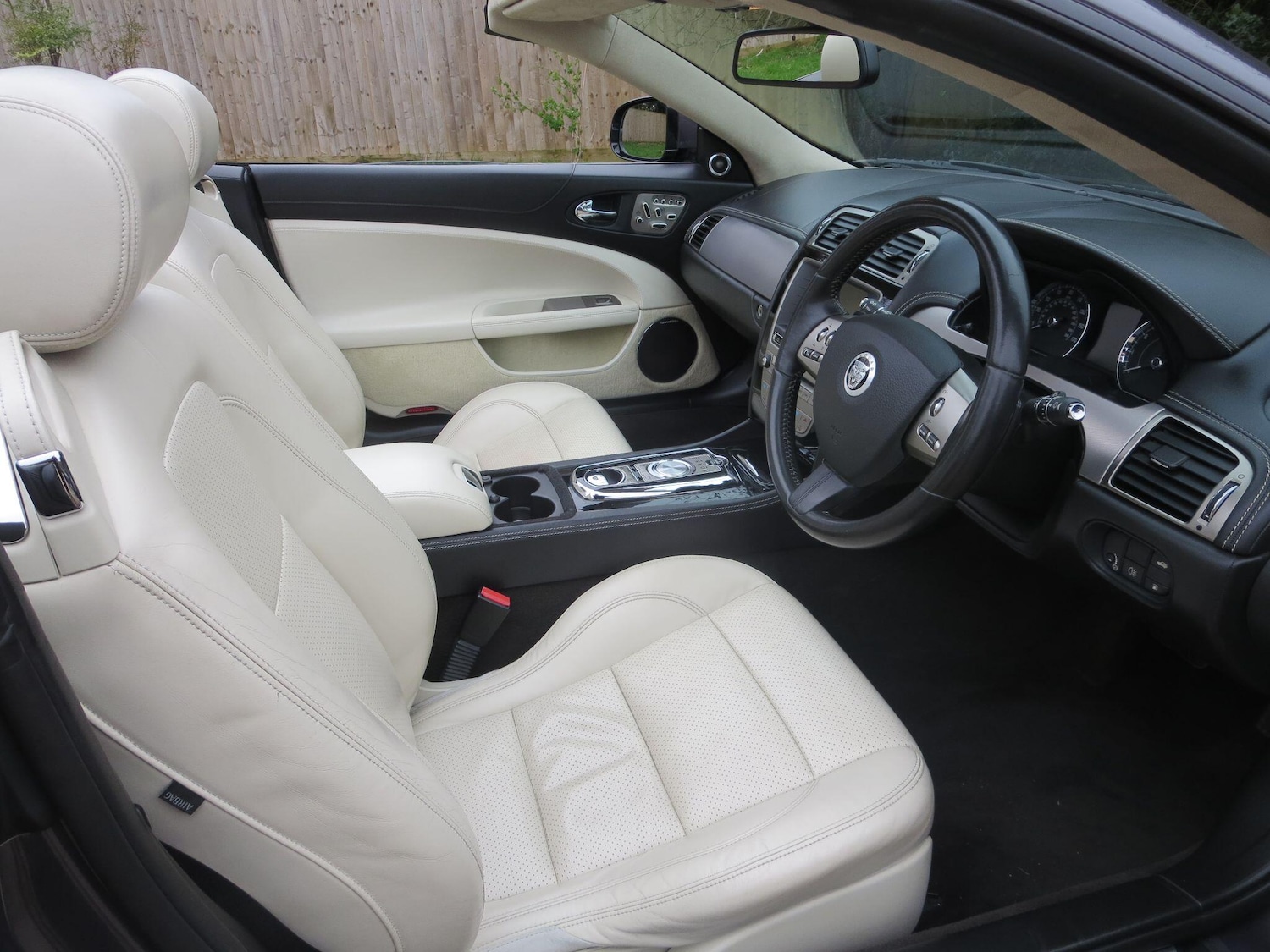 Used Jaguar XK 2009 for sale - 77625195: Photo 15