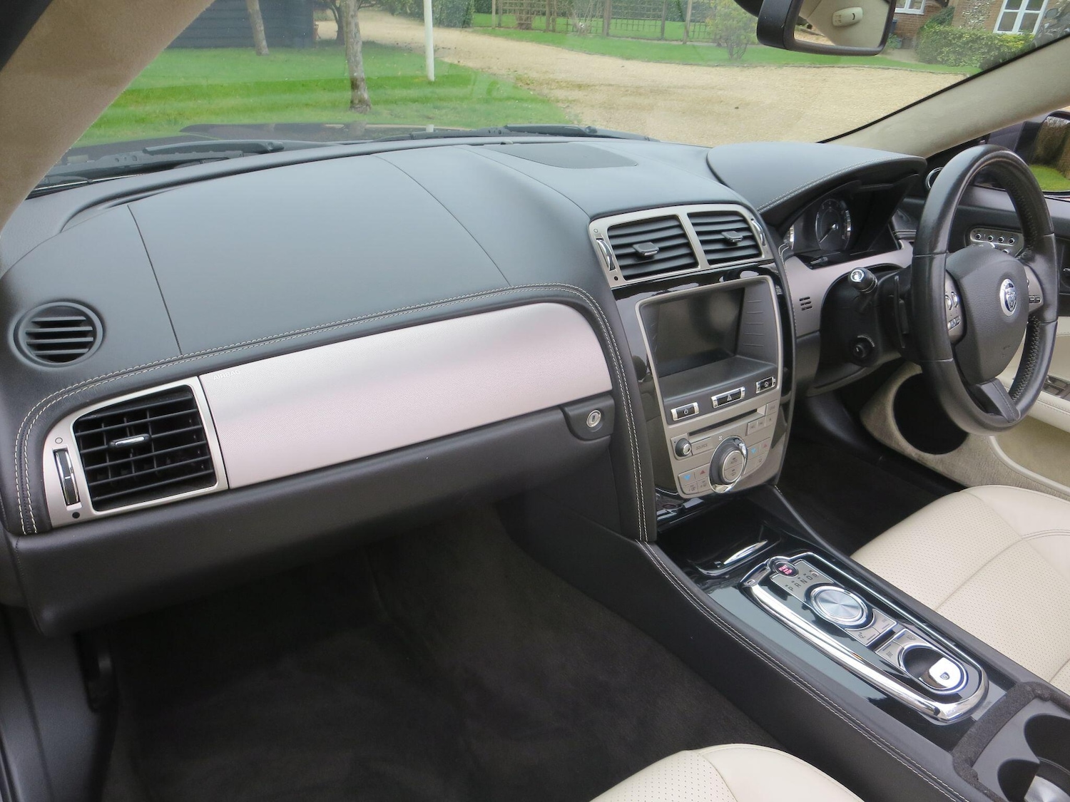 Used Jaguar XK 2009 for sale - 77625195: Photo 17