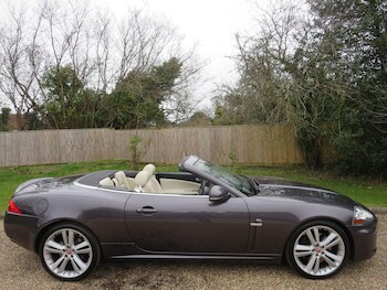 (09) - 5.0 V8 Portfolio Auto Euro 5 2dr