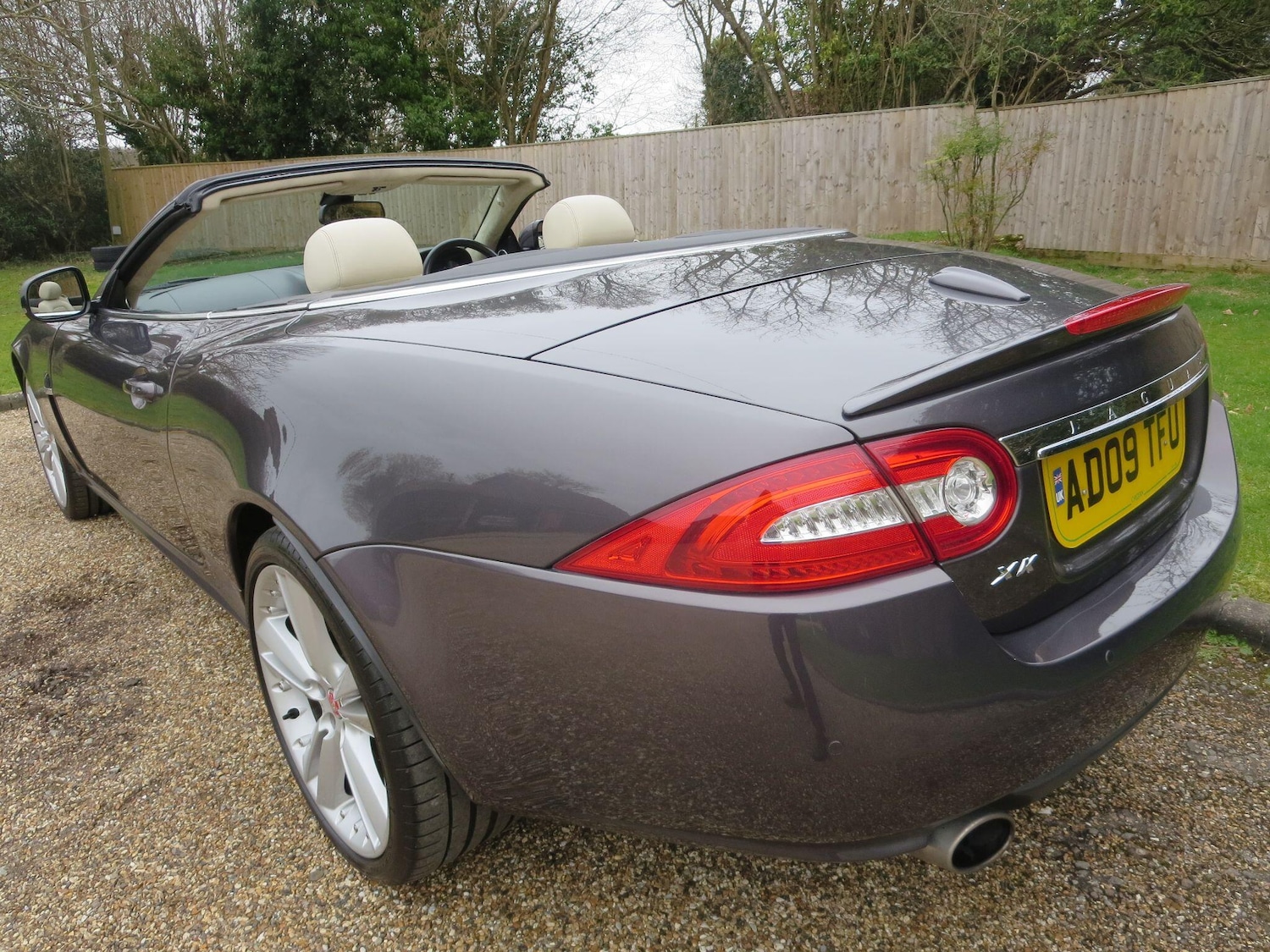Used Jaguar XK 2009 for sale - 77625195: Photo 27