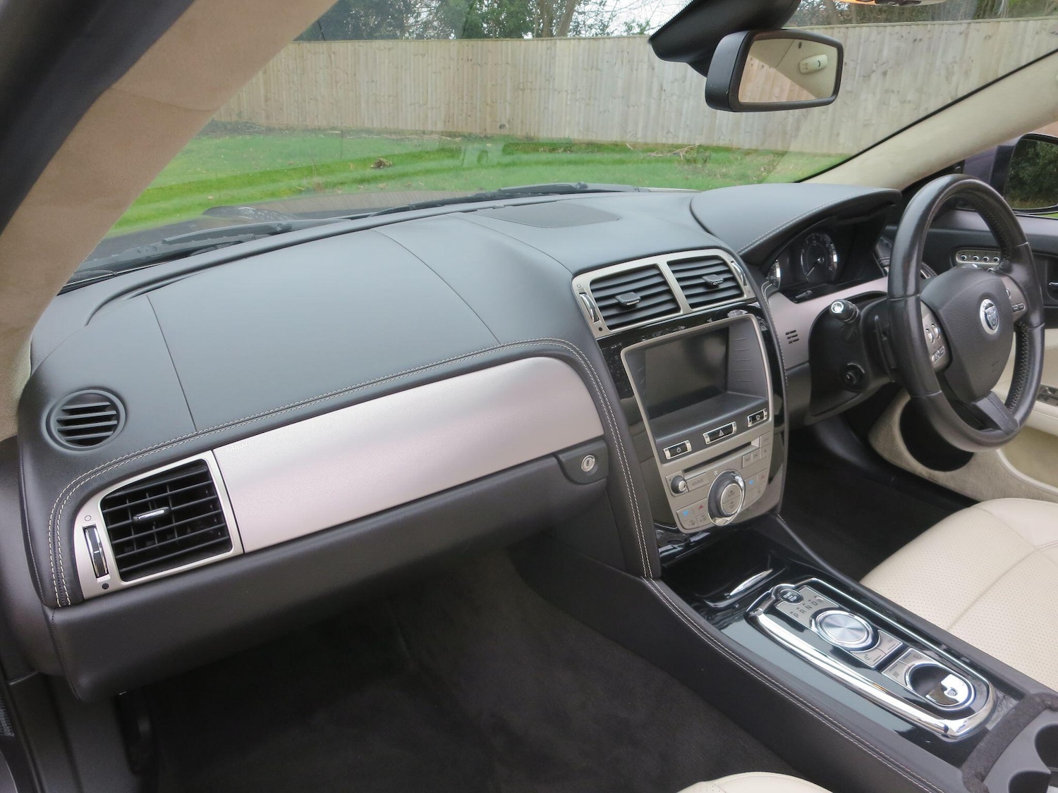 Used Jaguar XK 2009 for sale - 77625195: Photo 30