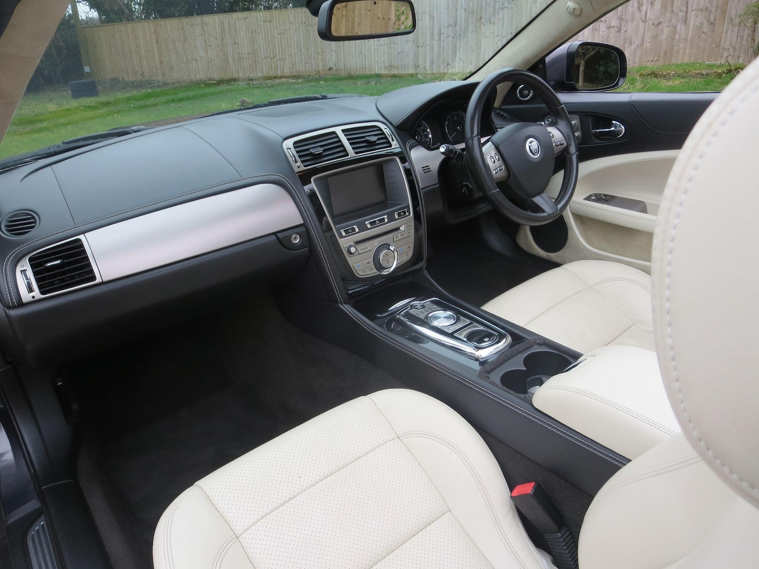 Used Jaguar XK 2009 for sale - 77625195: Photo 31