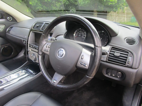Used Jaguar XKR 2009 for sale - 74787571: Photo 12