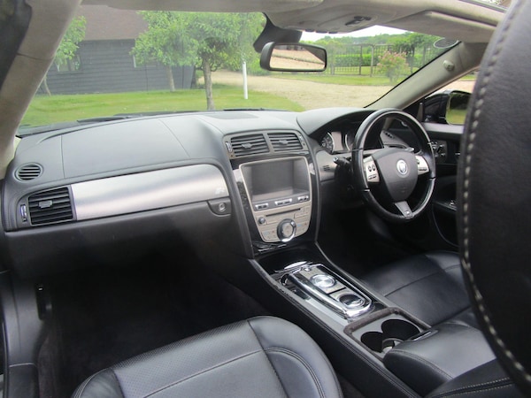 Used Jaguar XKR 2009 for sale - 74787571: Photo 15