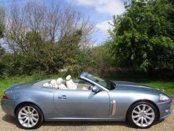 2006 (06) - 4.2 V8 2dr Auto