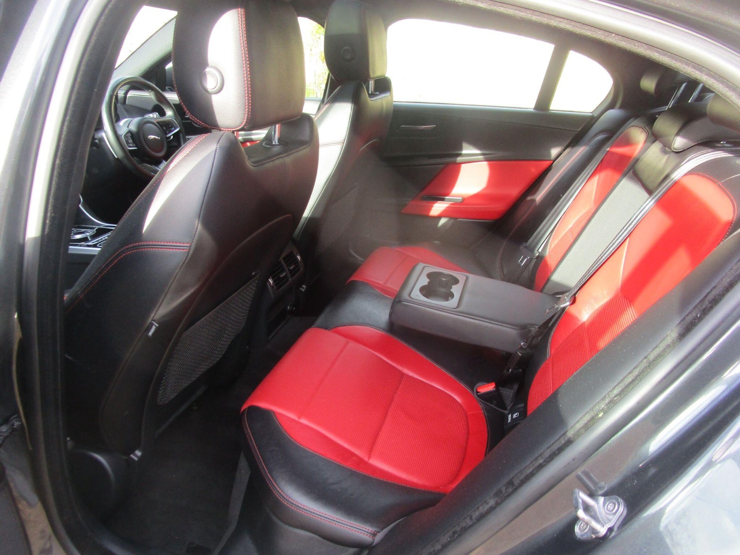 Used Jaguar XE 2017 for sale - 77625864: Photo 30