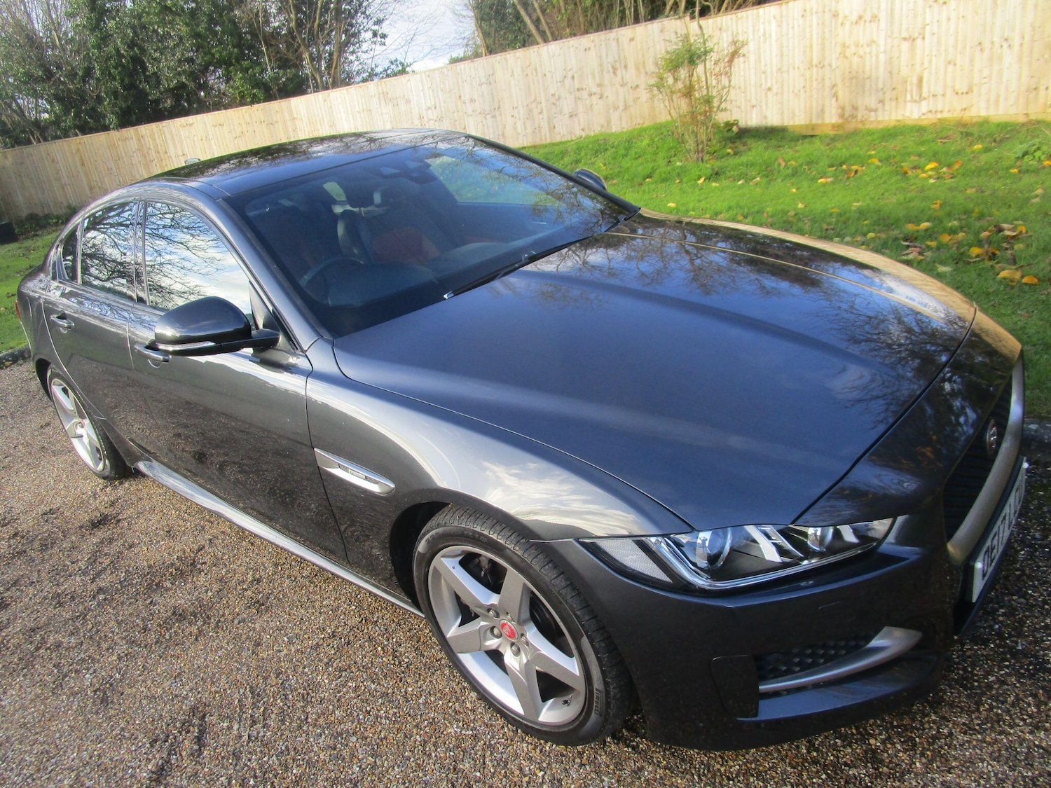 Used Jaguar XE 2017 for sale - 77625864: Photo 5