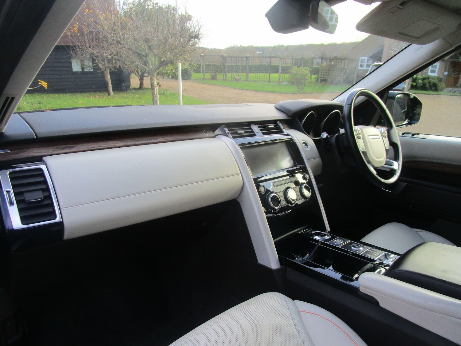 Used Land Rover Discovery 2017 for sale - 77029477: Photo 13