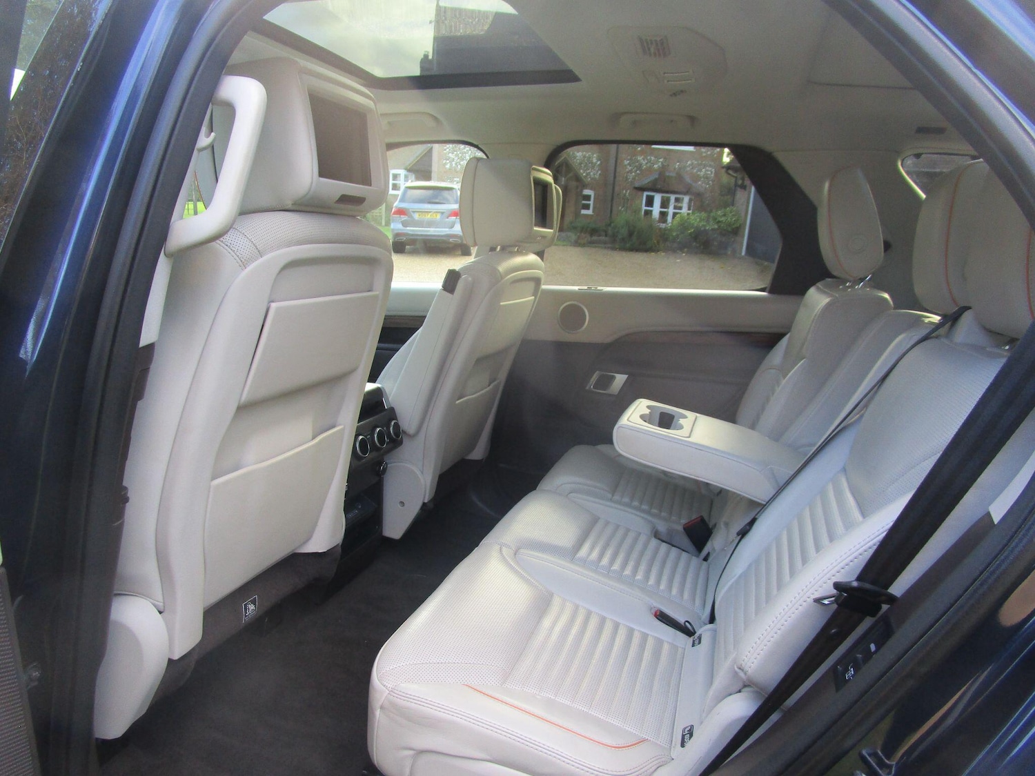 Used Land Rover Discovery 2017 for sale - 77029477: Photo 23