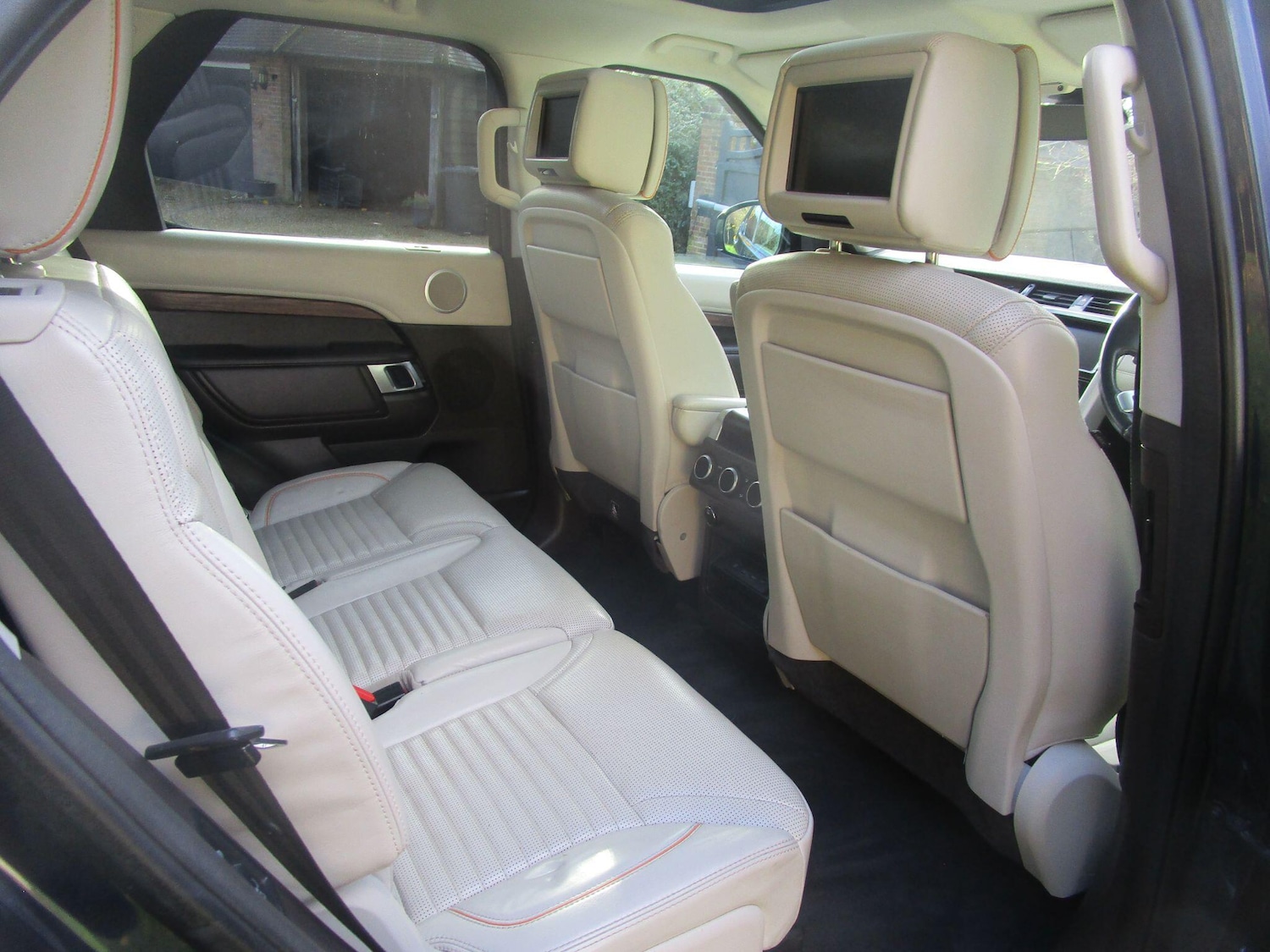 Used Land Rover Discovery 2017 for sale - 77029477: Photo 28