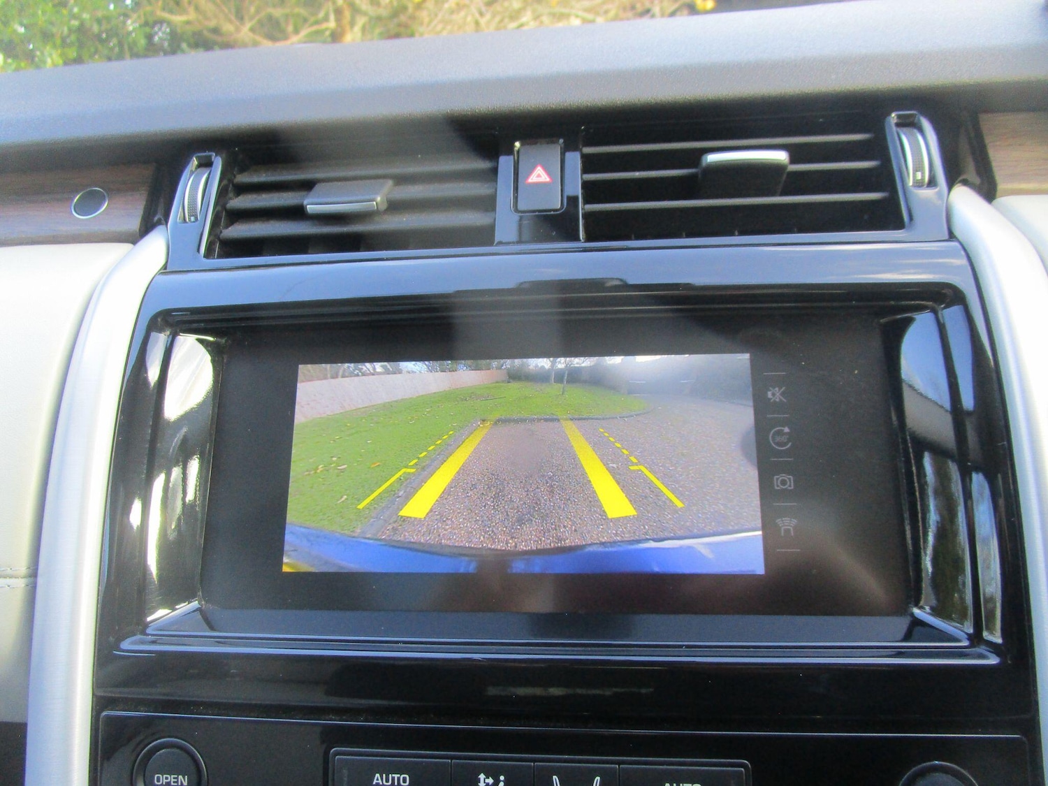 Used Land Rover Discovery 2017 for sale - 77029477: Photo 34