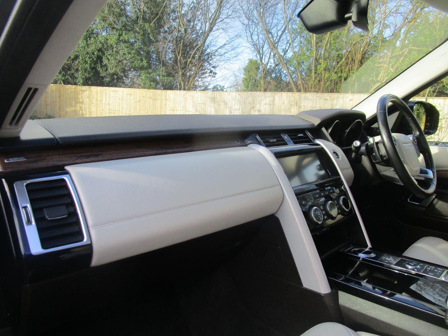 Used Land Rover Discovery 2017 for sale - 77029477: Photo 41