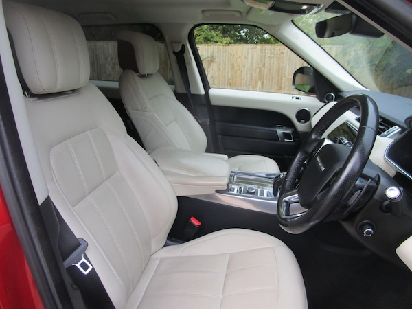 Used Land Rover Range Rover Sport 2018 for sale - 76239738: Photo 11