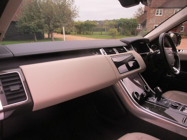 Used Land Rover Range Rover Sport 2018 for sale - 76239738: Photo 16
