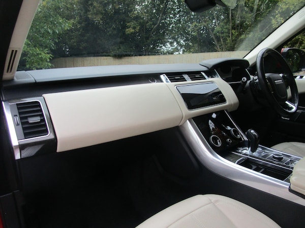 Used Land Rover Range Rover Sport 2018 for sale - 76239738: Photo 31