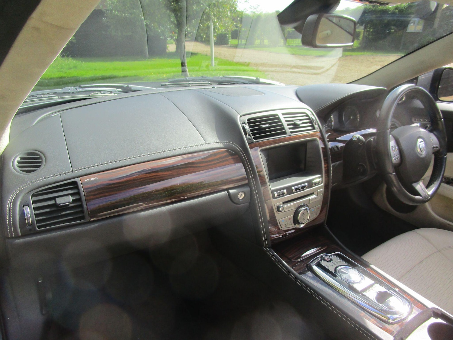 Used Jaguar XK 2009 for sale - 76137227: Photo 16