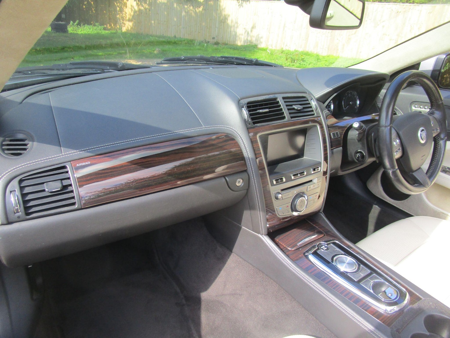 Used Jaguar XK 2009 for sale - 76137227: Photo 29
