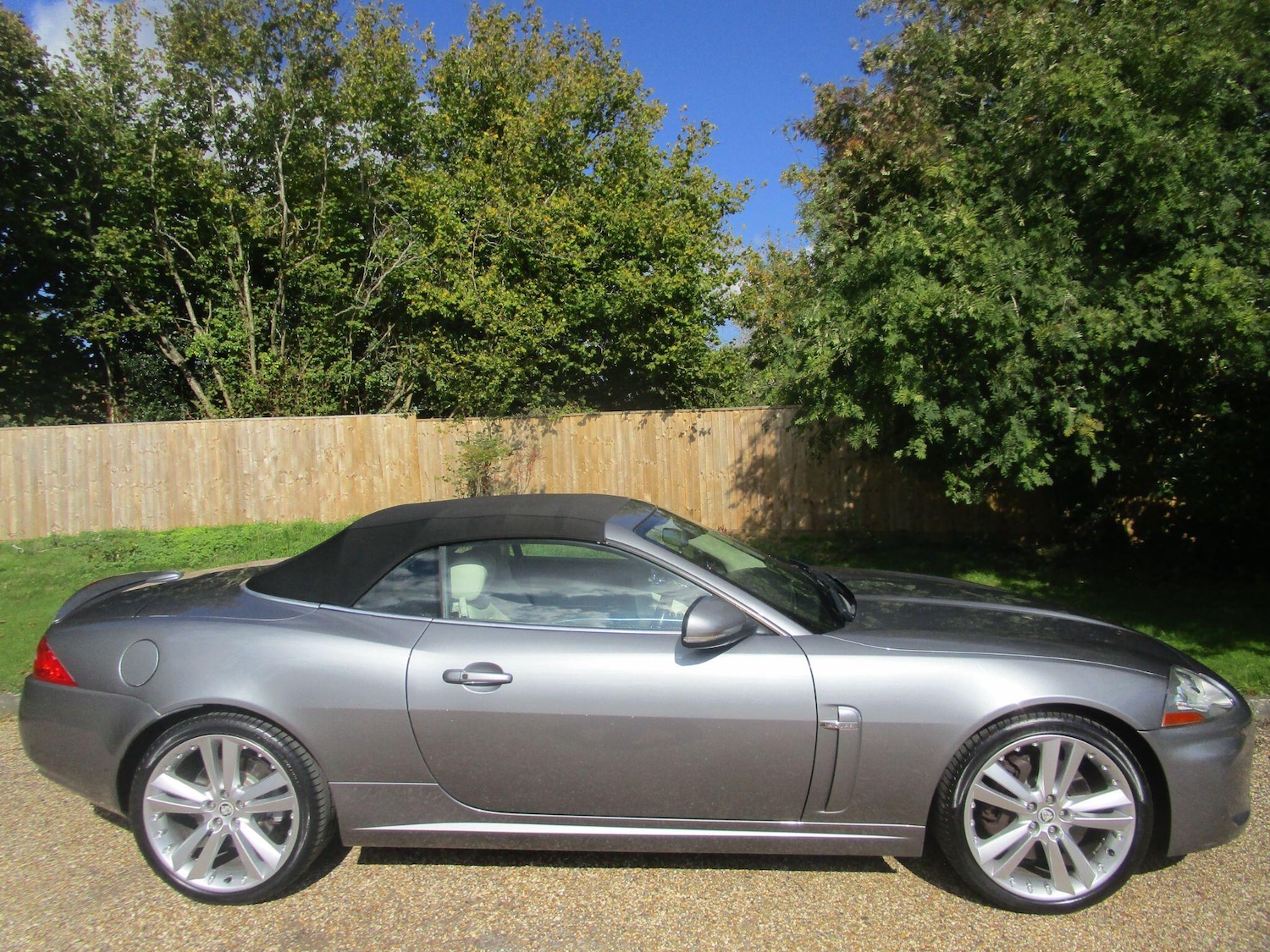 Used Jaguar XK 2009 for sale - 76137227: Photo 3