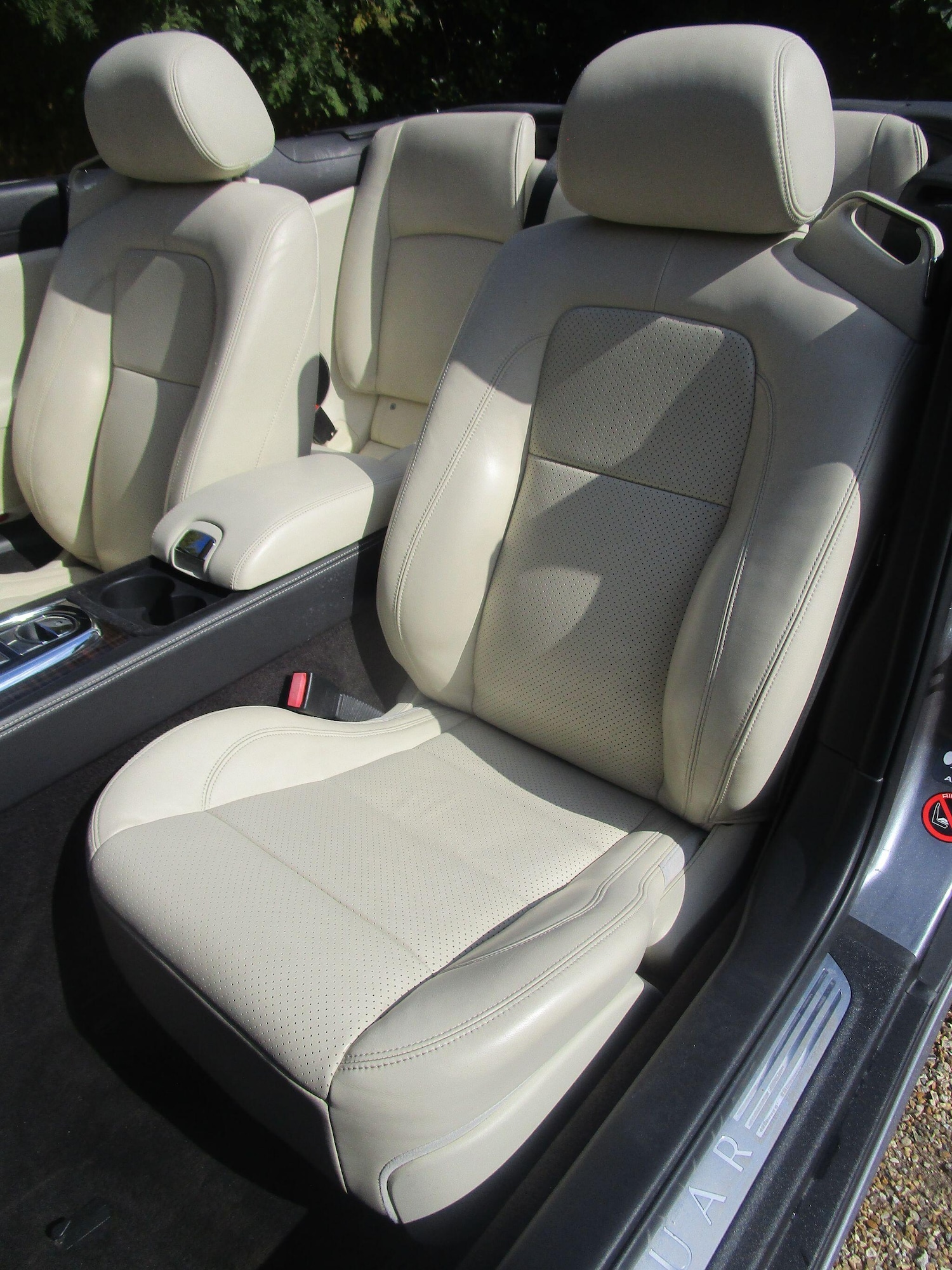 Used Jaguar XK 2009 for sale - 76137227: Photo 32