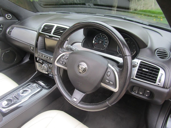 Used Jaguar XK 2015 for sale - 76294897: Photo 12