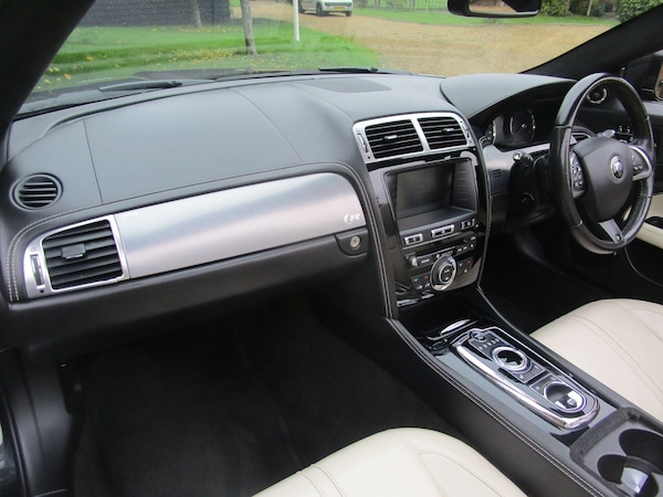 Used Jaguar XK 2015 for sale - 76294897: Photo 15