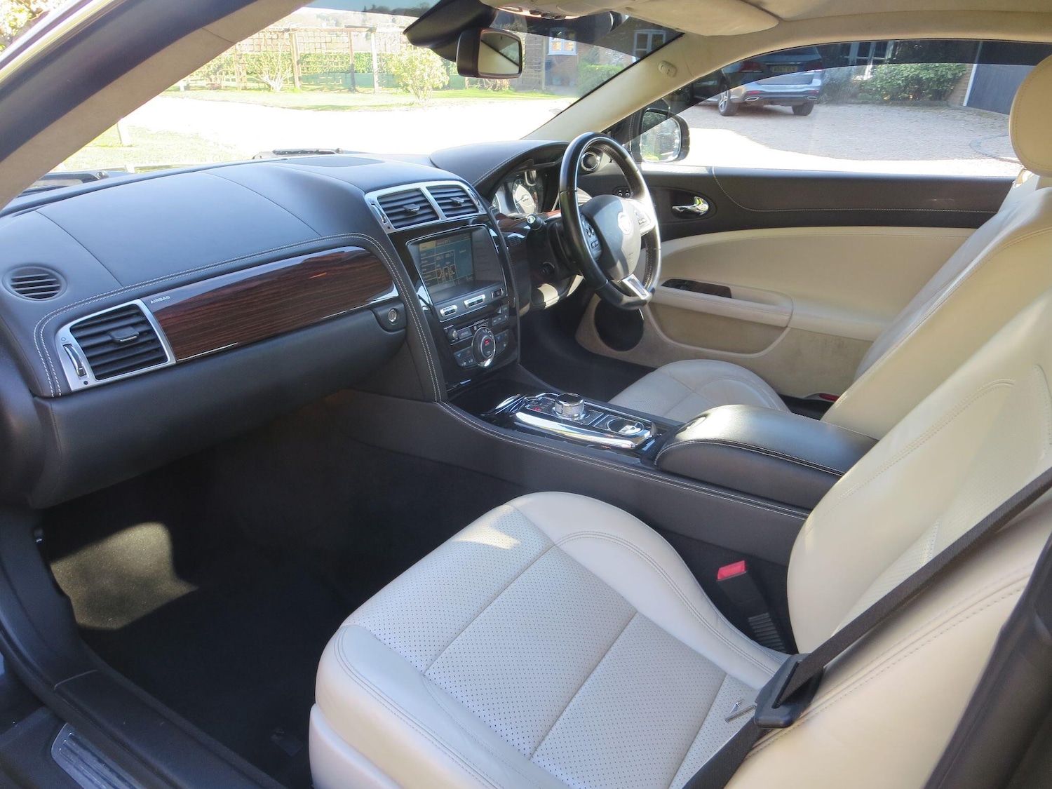 Used Jaguar XK 2012 for sale - 78171064: Photo 13