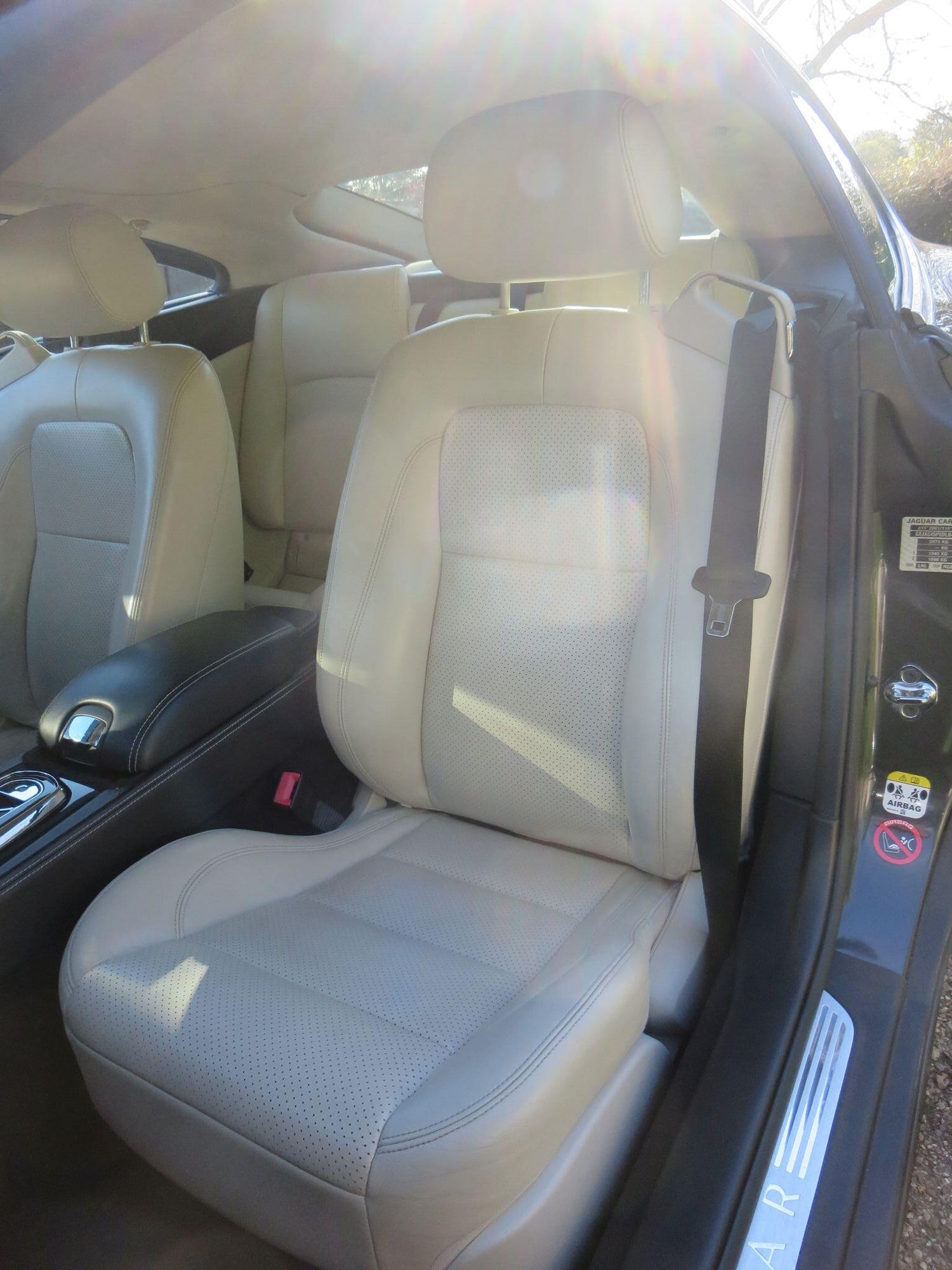 Used Jaguar XK 2012 for sale - 78171064: Photo 23