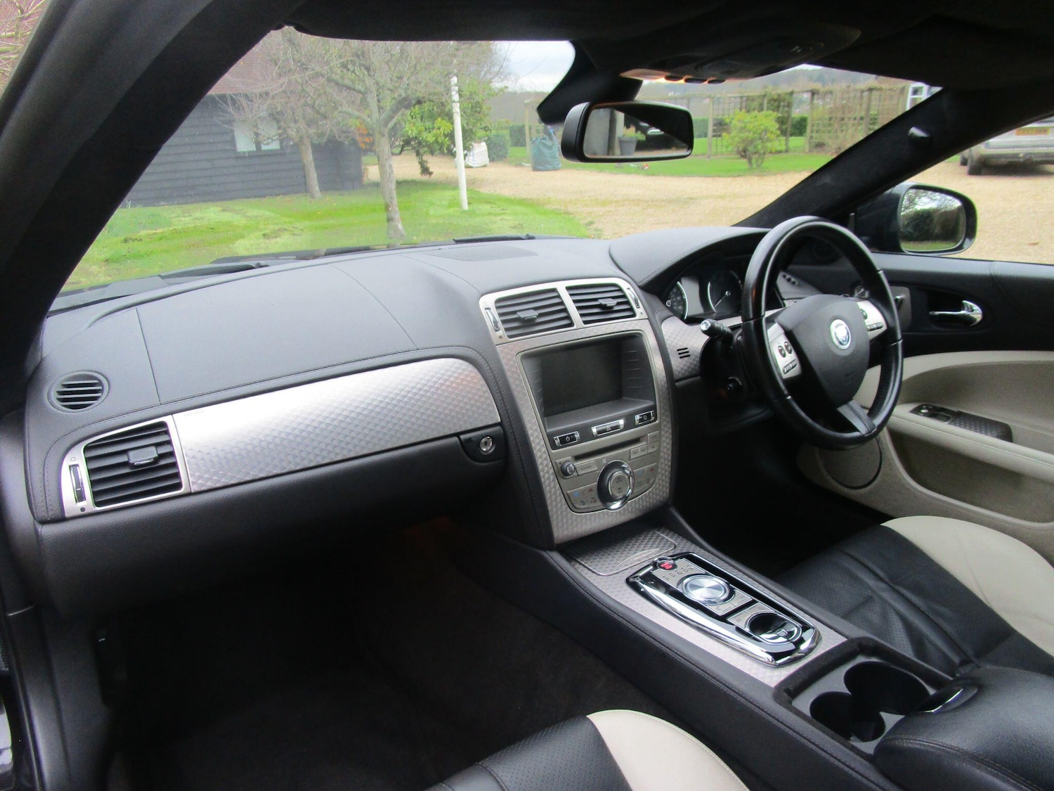 Used Jaguar XK 2011 for sale - 77029525: Photo 13