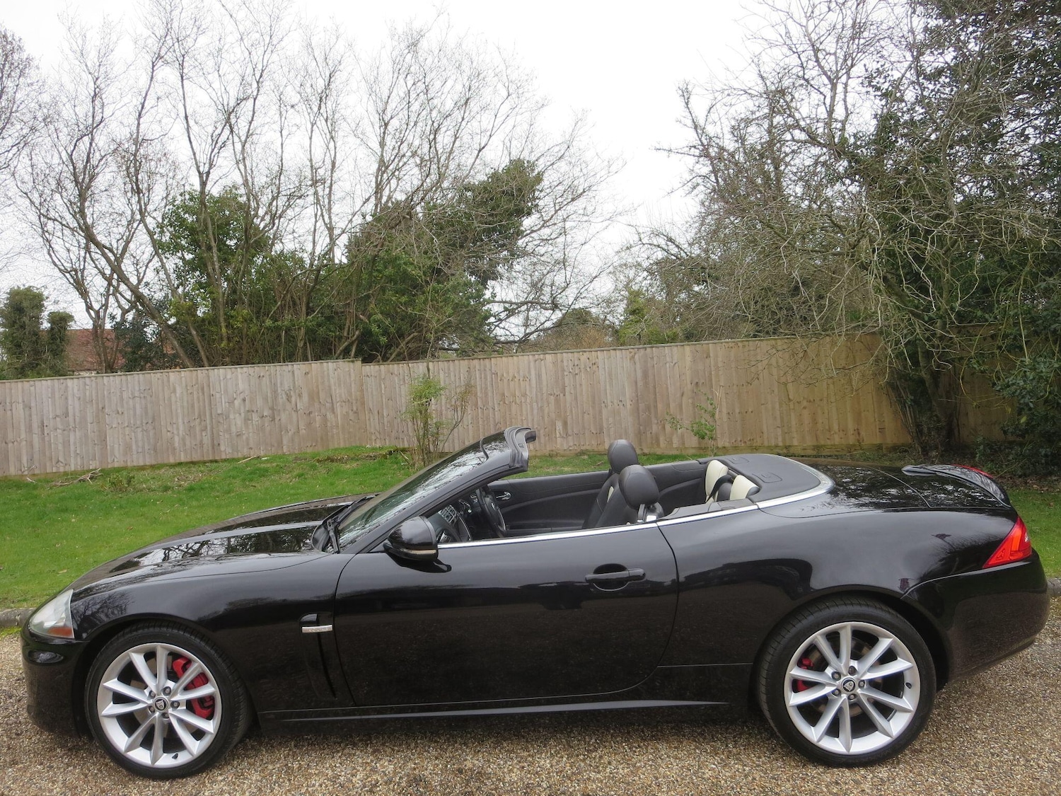 Used Jaguar XK 2011 for sale - 77625444: Photo 21