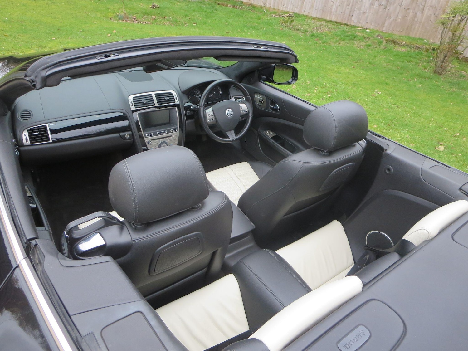 Used Jaguar XK 2011 for sale - 77625444: Photo 33