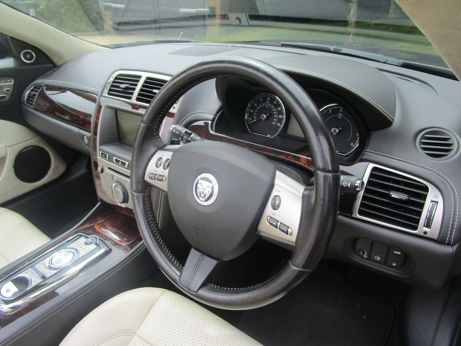 Vehicle 29