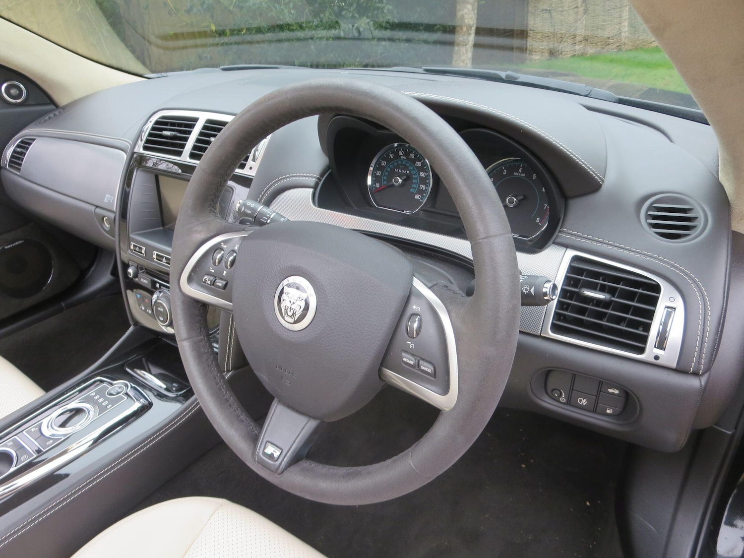 Used Jaguar XK 2013 for sale - 77626168: Photo 12