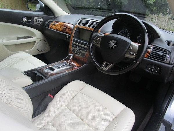 Used Jaguar XKR 2008 for sale - 75431137: Photo 10