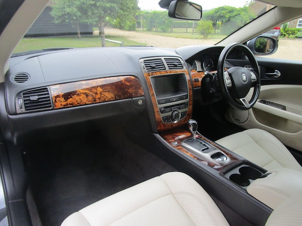 Used Jaguar XKR 2008 for sale - 75431137: Photo 13