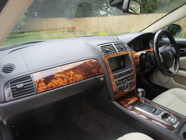 Used Jaguar XKR 2008 for sale - 75431137: Photo 24