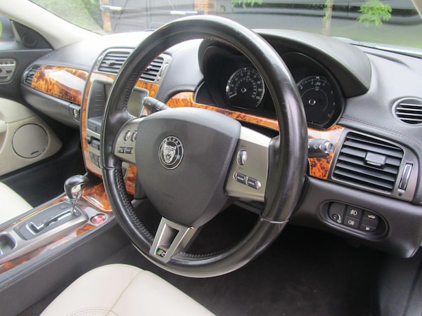 Used Jaguar XKR 2008 for sale - 75431137: Photo 28