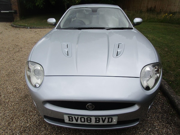 Used Jaguar XKR 2008 for sale - 75431137: Photo 5