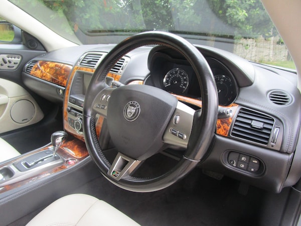 Used Jaguar XKR 2008 for sale - 75431137: Photo 9